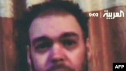 تصویری از پیتر مور، مهندس بریتانیایی که به همراه چهار نفر دیگر، یک سال پیش گروگان گرفته شده است. (عکس از AFP)