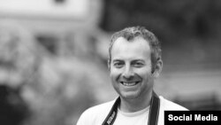 Блогер Александр Лапшин