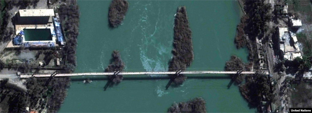 2. Almuallk köprüsi, Dir Ez-Zor 2013-2014 Ýewfrat derýasynyň üstünden geçýän 1920-nji ýyllarda gurulan bu köpri çaknyşyklaryň netijesinde weýran boldy.