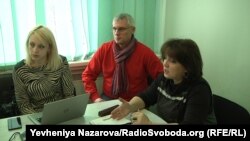 Ірина Костенко на засіданні депутатської комісії, січень 2016 року