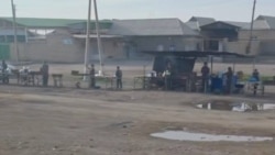 Diňle: Tejeniň otly menzilinden kowulýan azyk söwdagärleri Duşak şäherçesine süýşýär
