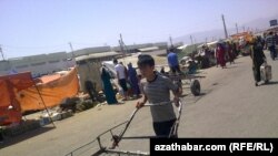 "Bilermen bu meselede bar bolan kanunlaryň hem işlemeýändigini, netijede baýlygyň dürli bahanalar bilen alnyp, başga adama geçirilmesiniň örän aňsatdygyny aýdýar".