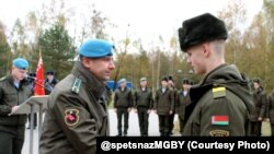 Цырымонія звальненьня ў запас вайскоўцаў, якія праходзілі тэрміновую вайсковую службу ў 5-й асобнай брыгадзе спэцыяльнага прызначэньня, 20 кастрычніка 2025 году