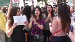 Tələbələr etiraz etdi: Nazir müavini gəldi