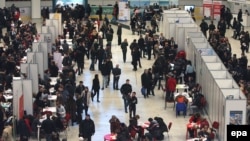 В России возобновился рост безработицы.