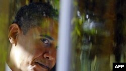 باراک اوباما، رئیس جمهور آمریکا، از ابتدا با پیشنهاد گفت‌وگو با ایران روبه‌رو شد.