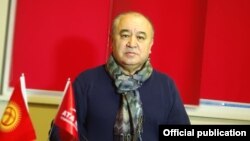 Өмүрбек Текебаев