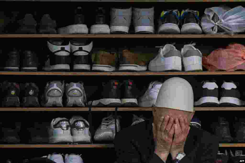 نماز عید فطر امسال در مسجد جامع پریشتینا، پایتخت کوزوو.