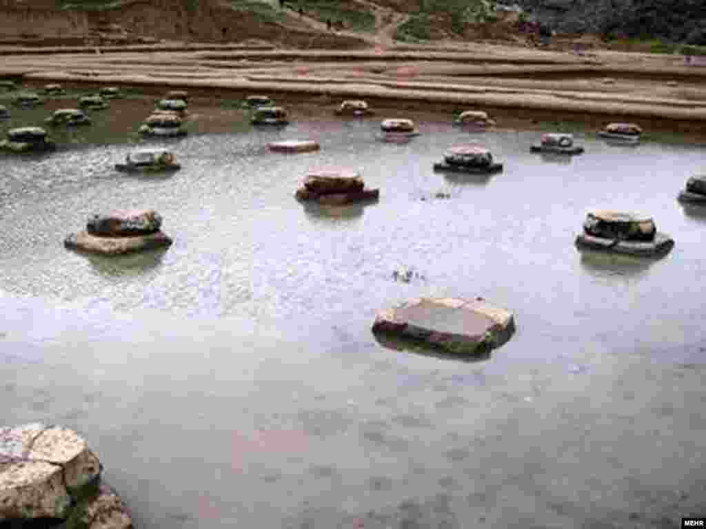  آب‌گرفتگی در تخت جمشید