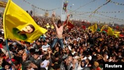 Курды проводят акцию протеста, Диарбекир, Турция (архивная фотография) 