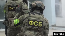 Сарбозони ФСБ