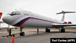 Літак Іл-62 міністерства оборони Росії в аеропорту Каракаса