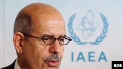 محمد البرادعی مديرکل آژانس بين المللی انرژی اتمی می گوید راه حل نظامی برای مساله اتمی ایران«دیوانگی» است