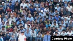 Мухлисони дастаи "Ҳосилот".