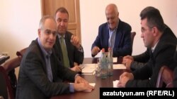 Ոչ իշխանական եռյակի հանդիպումը, 7-ը հոկտեմբերի, 2014թ․