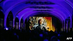 Саҳнае аз сериали "Game of thrones", ё "Бозии тоҷу тахт -